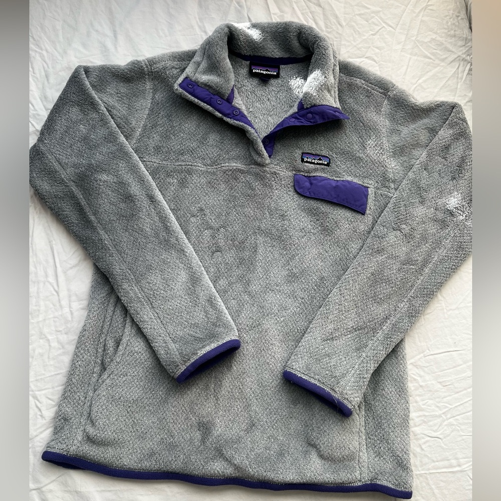 Patagonia fleece size L gray & purple